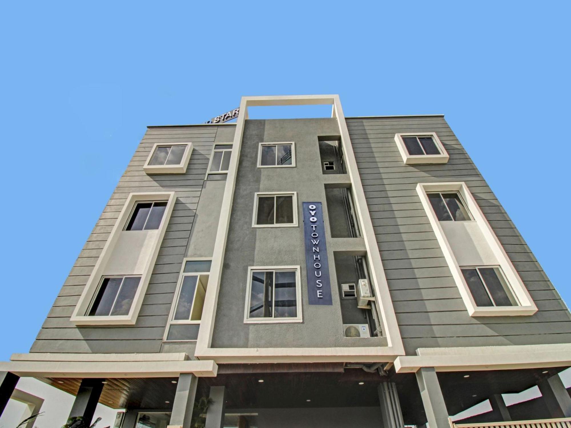 Townhouse Md Star Hotell Nagpur Eksteriør bilde